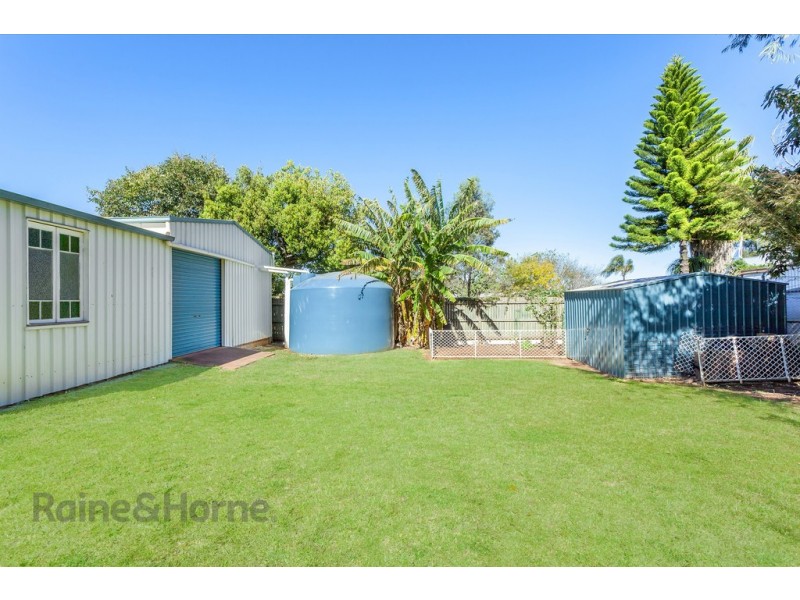 269 New England Highway, Harlaxton QLD 4350