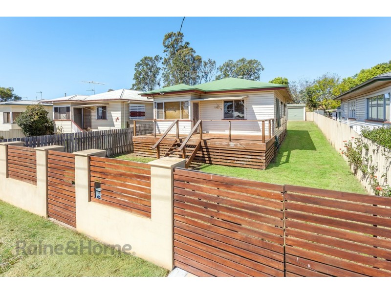16 Weetwood Street, Newtown QLD 4350