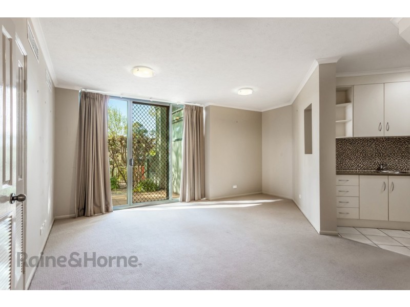 1/2 Tourist Road, East Toowoomba QLD 4350