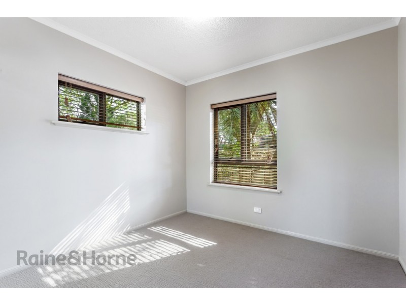 1/2 Tourist Road, East Toowoomba QLD 4350