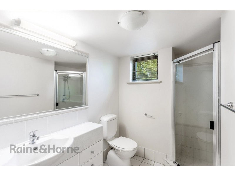 1/2 Tourist Road, East Toowoomba QLD 4350