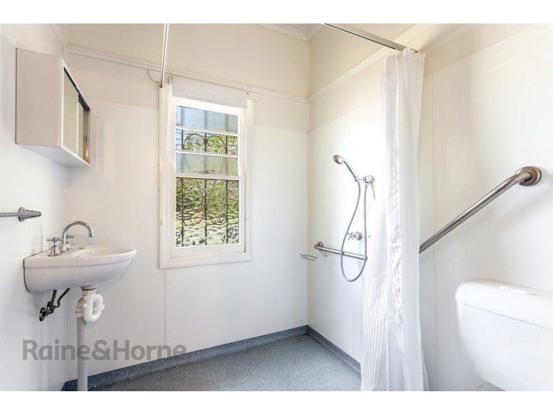 173 Holberton Street, Newtown QLD 4350