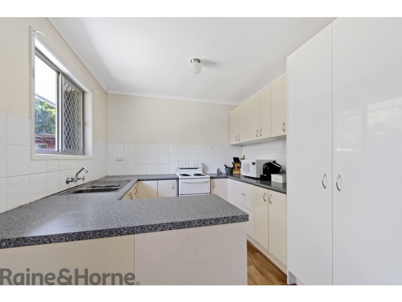 20 Bryan Street, Darling Heights QLD 4350