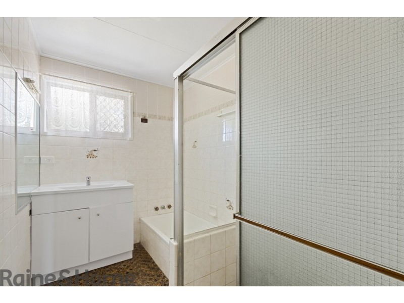 20 Bryan Street, Darling Heights QLD 4350