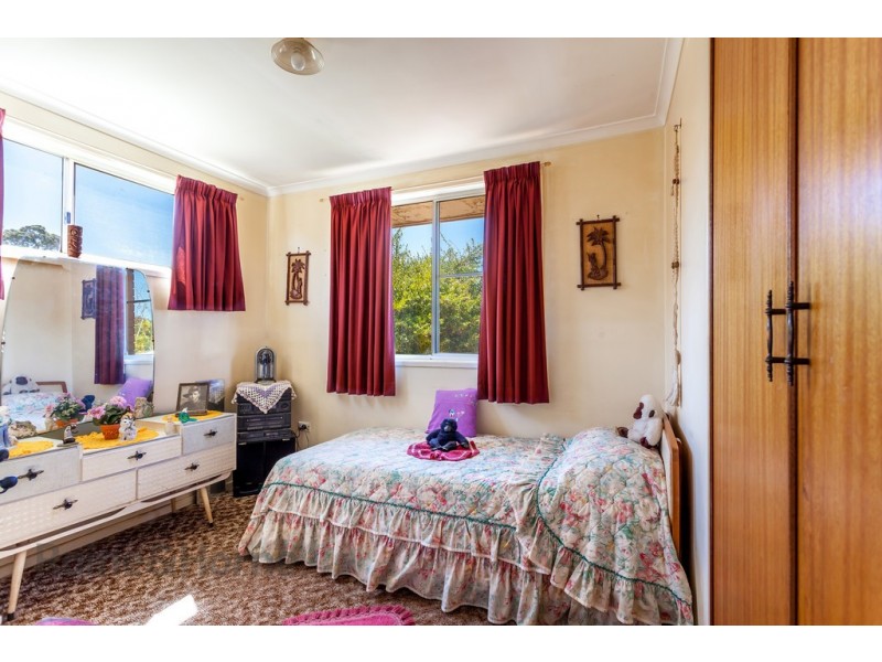 21 Wine Drive, Wilsonton Heights QLD 4350
