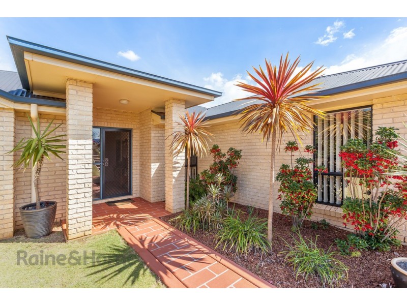 22 Samuel Court, Darling Heights QLD 4350