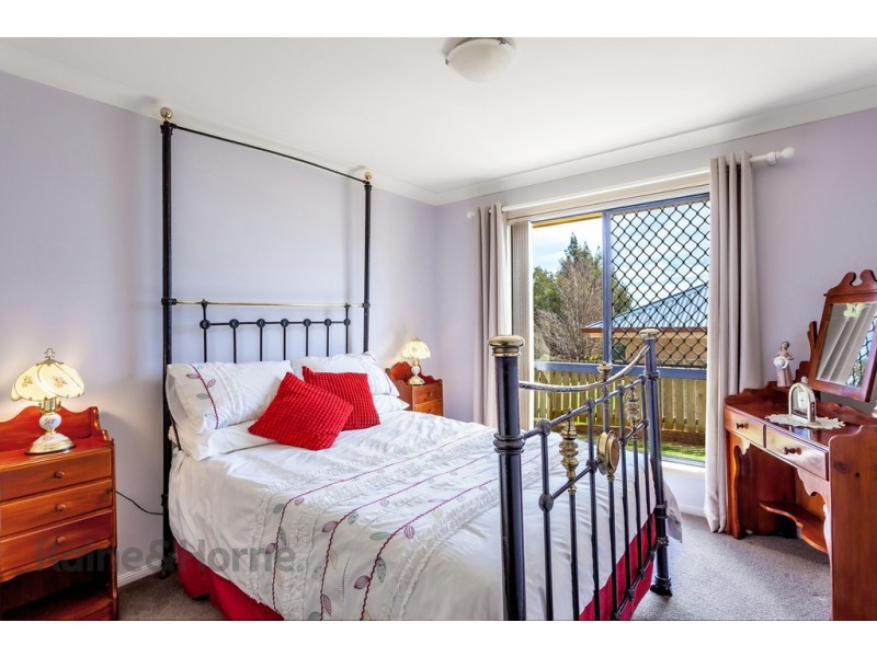 22 Samuel Court, Darling Heights QLD 4350