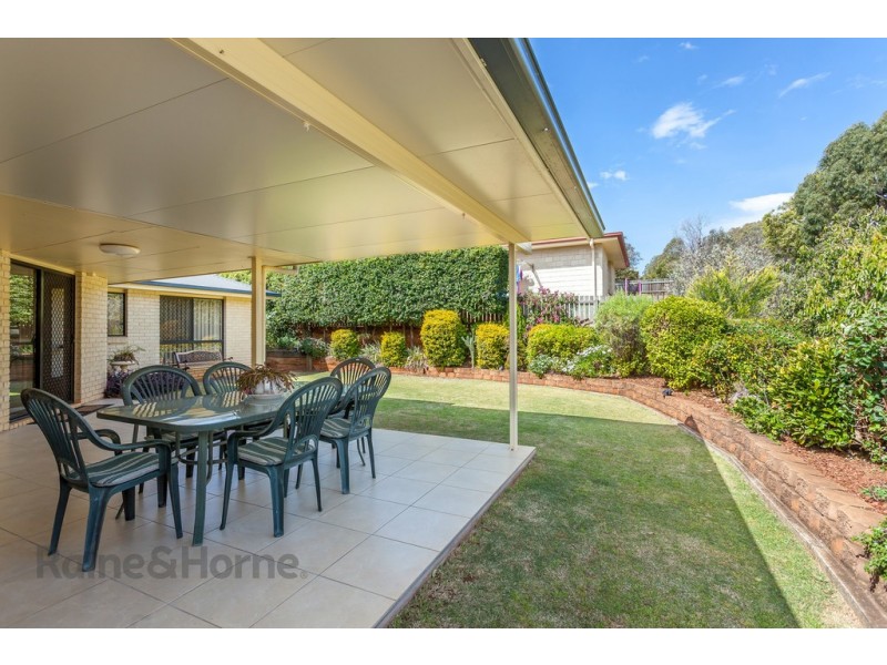 22 Samuel Court, Darling Heights QLD 4350