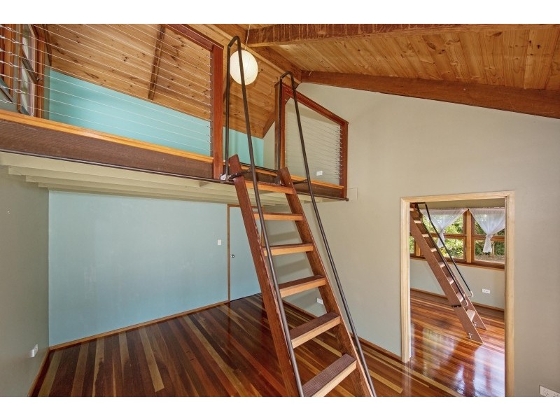 70 Wilkes Road, Hampton QLD 4352
