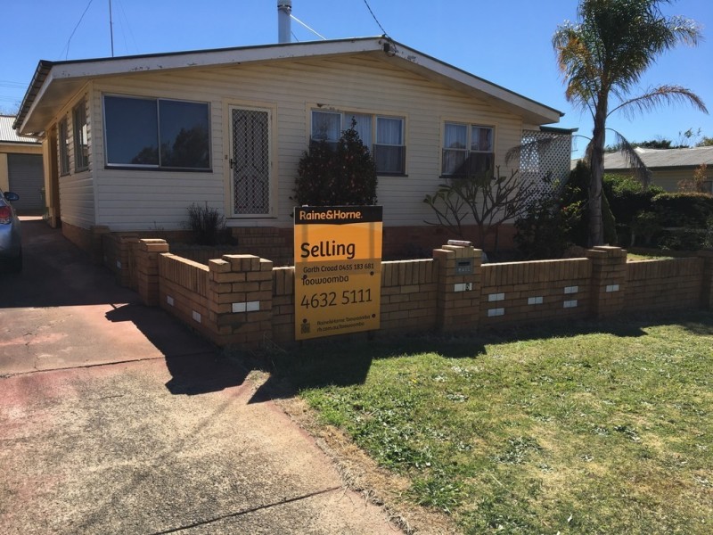 5 Leawarra Street, Wilsonton QLD 4350