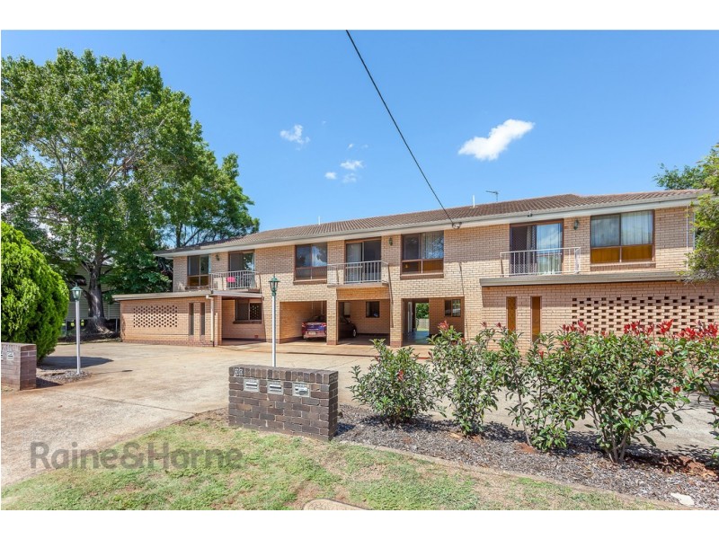 1/30 French Street, East Toowoomba QLD 4350
