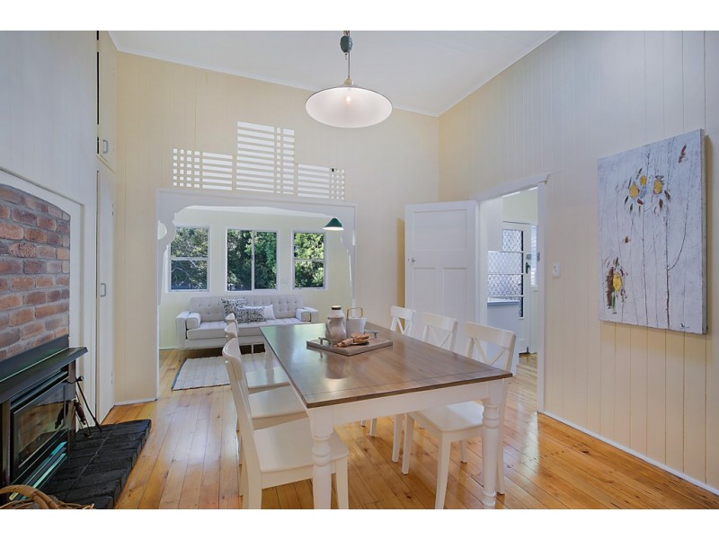 214 Rowbotham Street, Middle Ridge QLD 4350