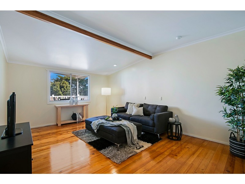 214 Rowbotham Street, Middle Ridge QLD 4350