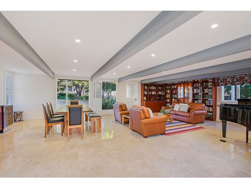 214 Rowbotham Street, Middle Ridge QLD 4350