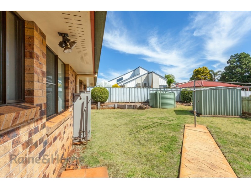20 Falconer Court, Rangeville QLD 4350