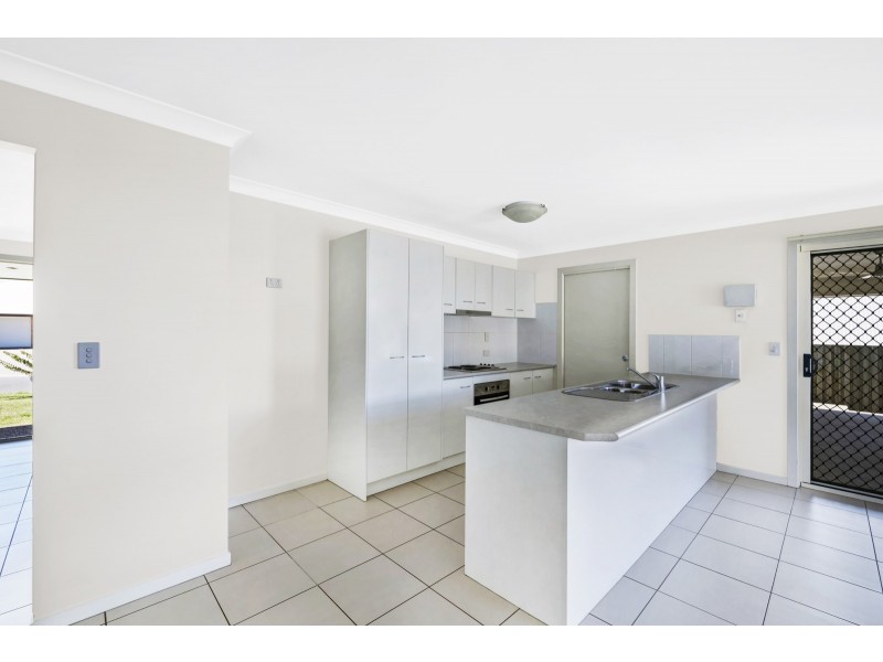 10 McMorrow Street, Kearneys Spring QLD 4350