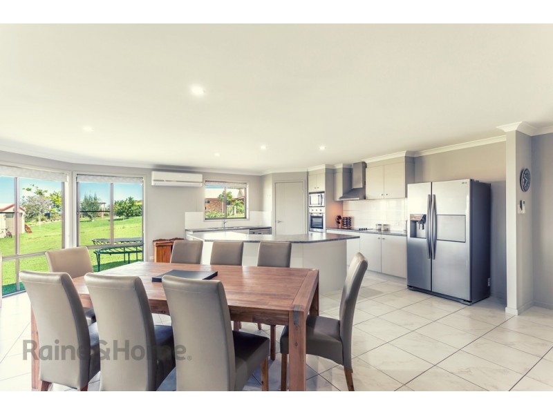 4 Panorama Crescent, Gowrie Junction QLD 4352