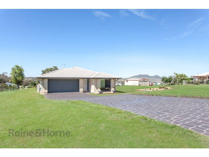 4 Panorama Crescent, Gowrie Junction QLD 4352
