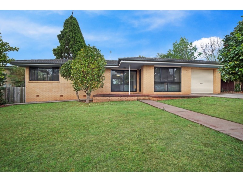3 Maple Street, East Toowoomba QLD 4350