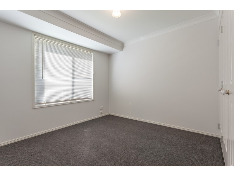 1 Myora Close, Darling Heights QLD 4350