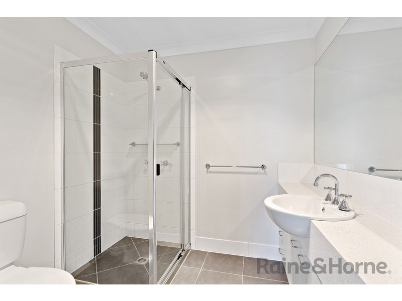 1/14 Costello Street, Harlaxton QLD 4350