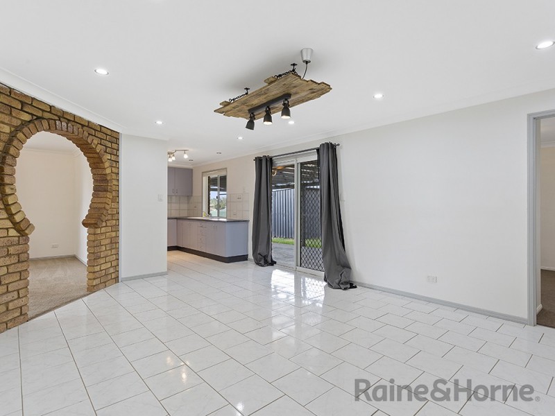 6 Dalzell Crescent, Darling Heights QLD 4350