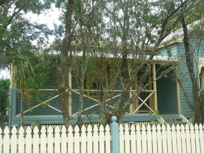 6 Aland Street, South Toowoomba QLD 4350