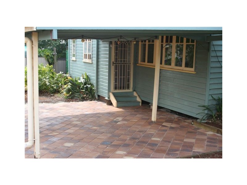6 Aland Street, South Toowoomba QLD 4350