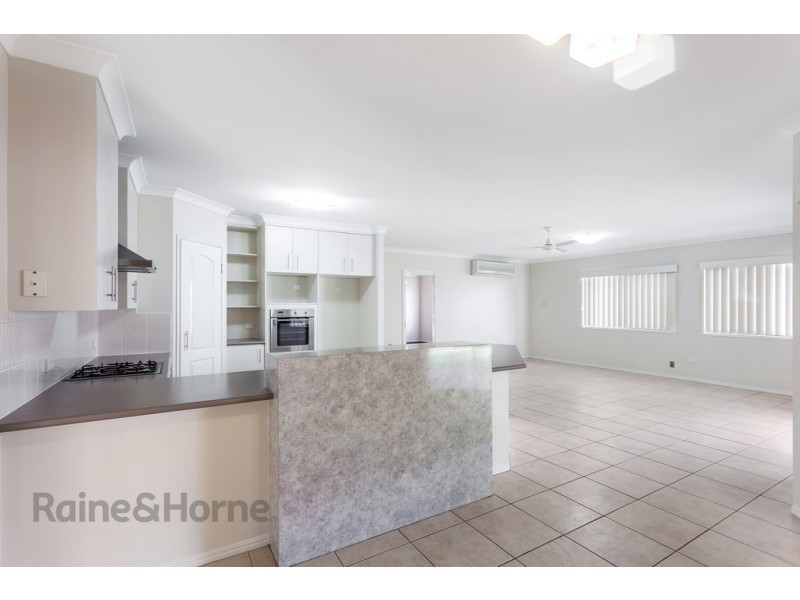 10 McClymont Drive, Rangeville QLD 4350