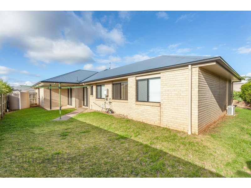 10 McClymont Drive, Rangeville QLD 4350