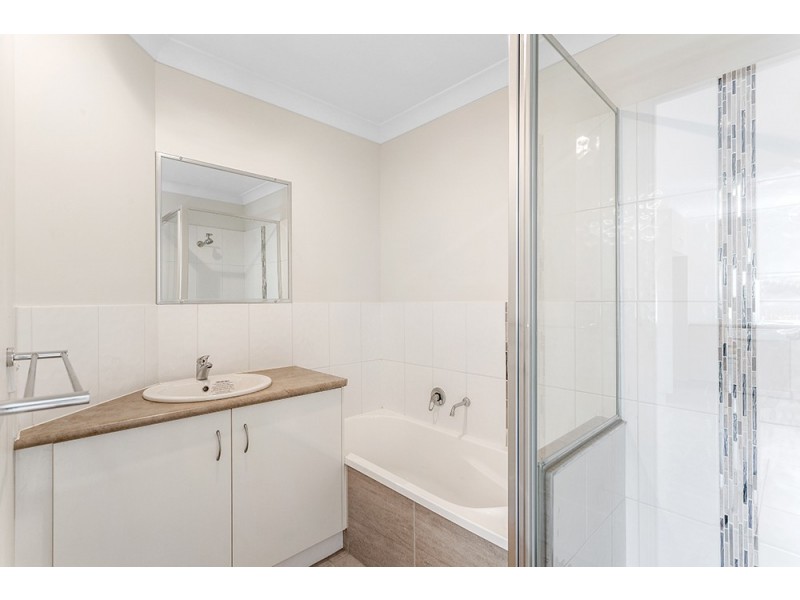 1/12 Tatum Court, Glenvale QLD 4350