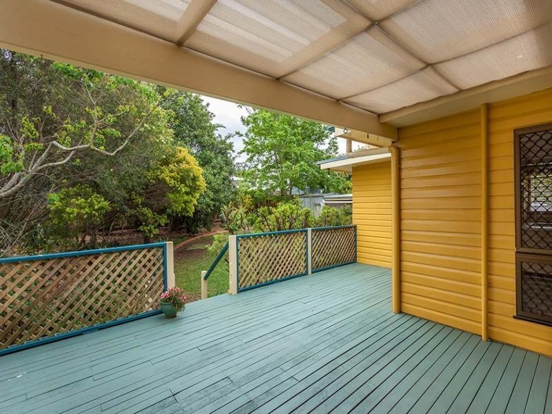 5 Collins Street, Mount Lofty QLD 4350