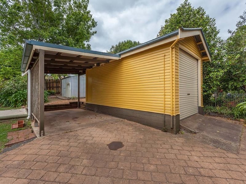 5 Collins Street, Mount Lofty QLD 4350