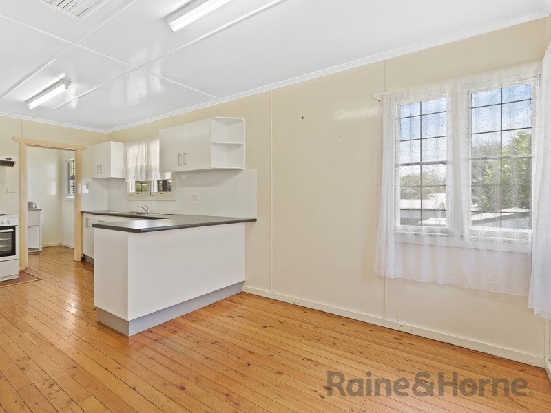 25 Rivett Street, South Toowoomba QLD 4350