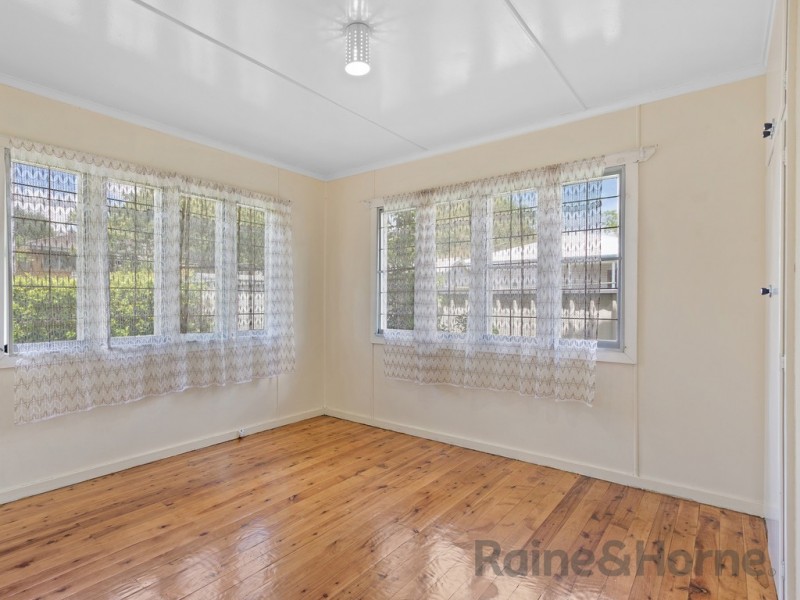 25 Rivett Street, South Toowoomba QLD 4350