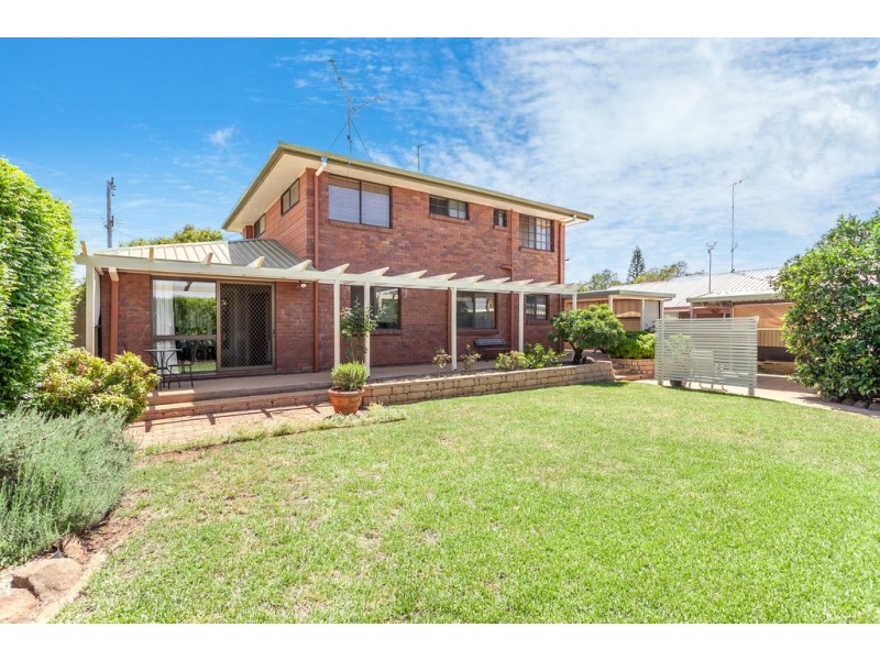26 Maplewood Drive, Darling Heights QLD 4350