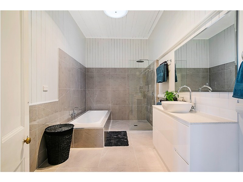 90 Greenup Road, Cambooya QLD 4358