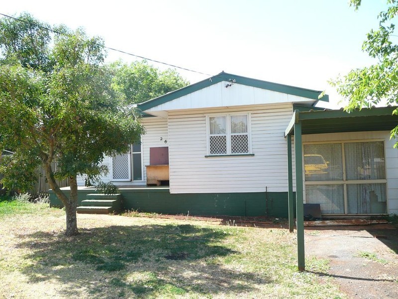 266 Tor Street, Newtown QLD 4350