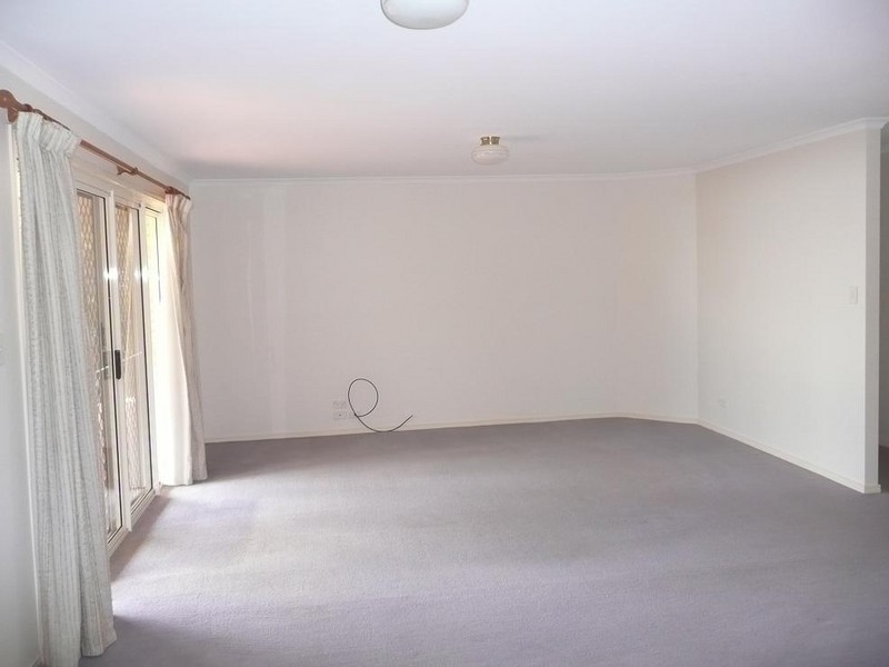 3 Sweetapple Crescent, Centenary Heights QLD 4350