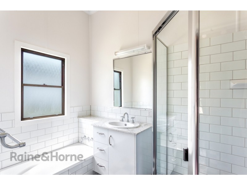 29 Dunmore Street, East Toowoomba QLD 4350