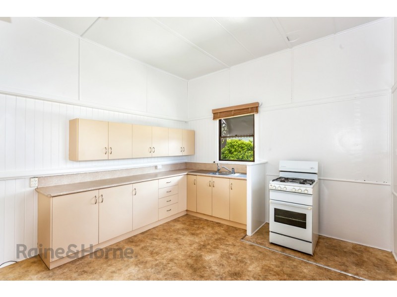 29 Dunmore Street, East Toowoomba QLD 4350