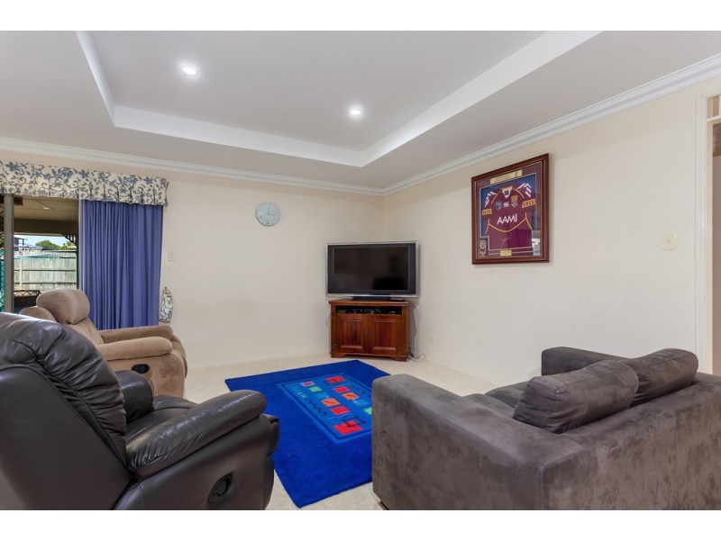 22 Cherokee Drive, Wilsonton QLD 4350
