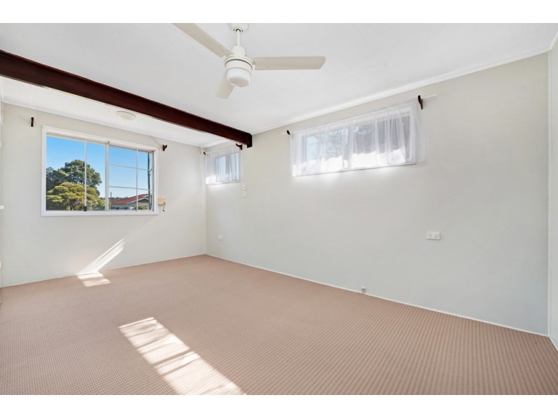 22 Gauntlet Street, North Toowoomba QLD 4350