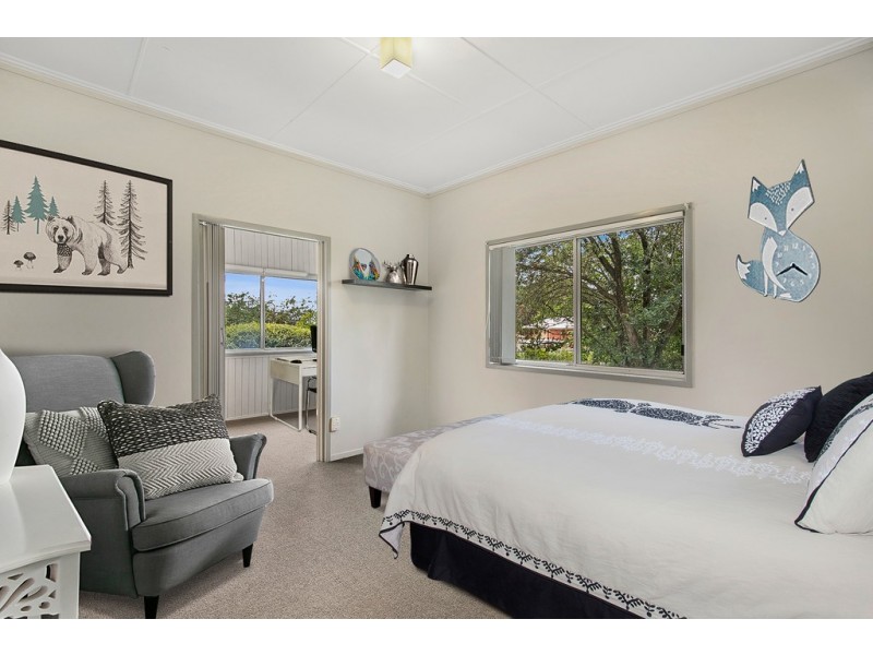 7 Victory Street, Newtown QLD 4350