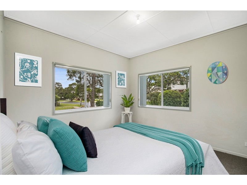 7 Victory Street, Newtown QLD 4350