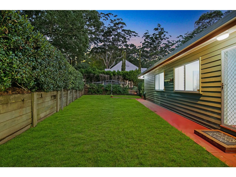 4 Roderic Court, Mount Lofty QLD 4350