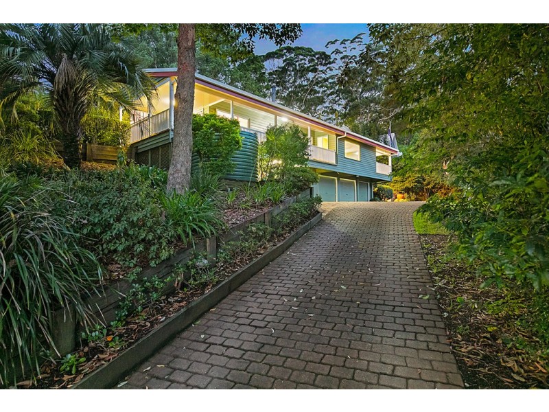 4 Roderic Court, Mount Lofty QLD 4350