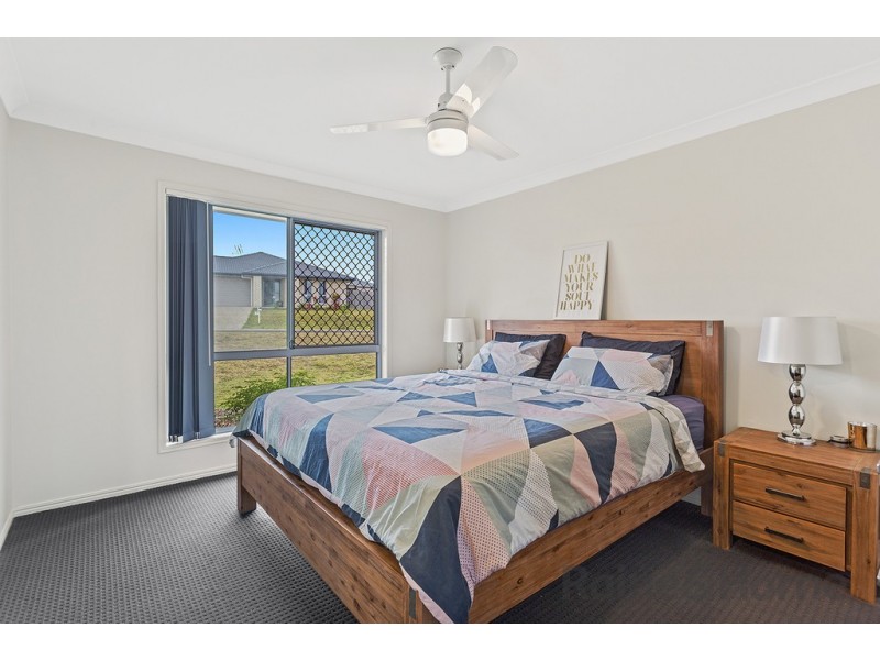 6 Cooranga Street, Glenvale QLD 4350