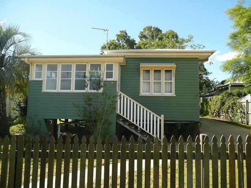 6 Clyde Street, Toowoomba QLD 4350