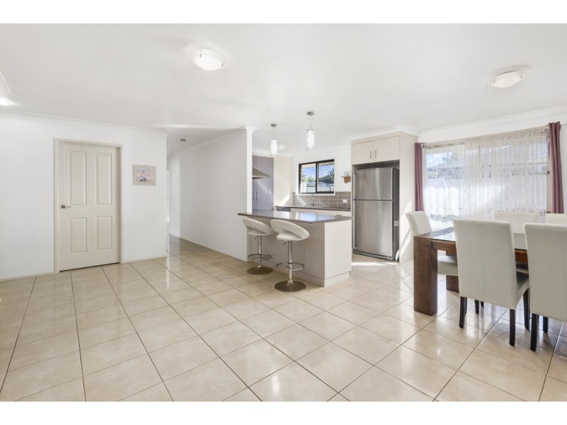 11 Ferguson Road, Westbrook QLD 4350